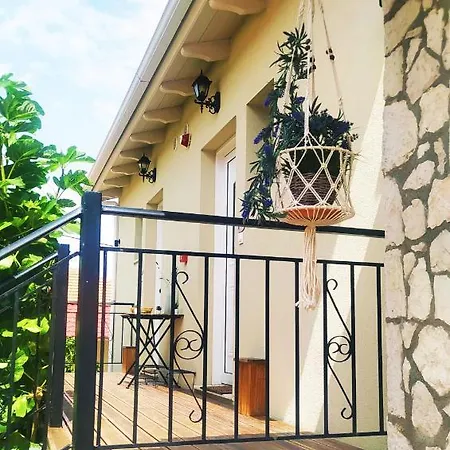 Fox Tale Appartement Fternon