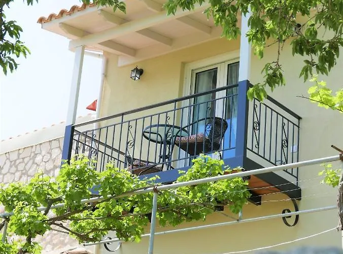 Fox Tale Διαμέρισμα *